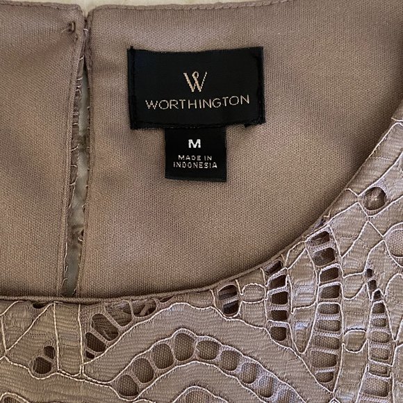 Worthington Sleeveless Blouse Taupe Crochet-Style Lace Size M - Picture 5 of 6